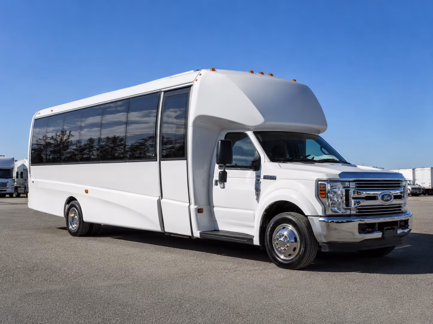 book a bus for your next airport transfer 4