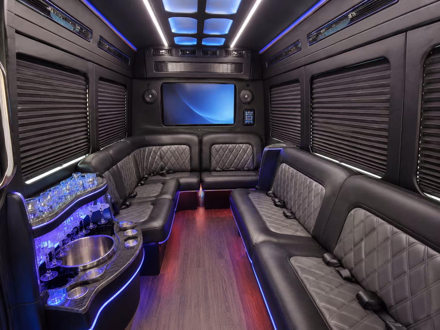 book a bus for your next corporate event 2