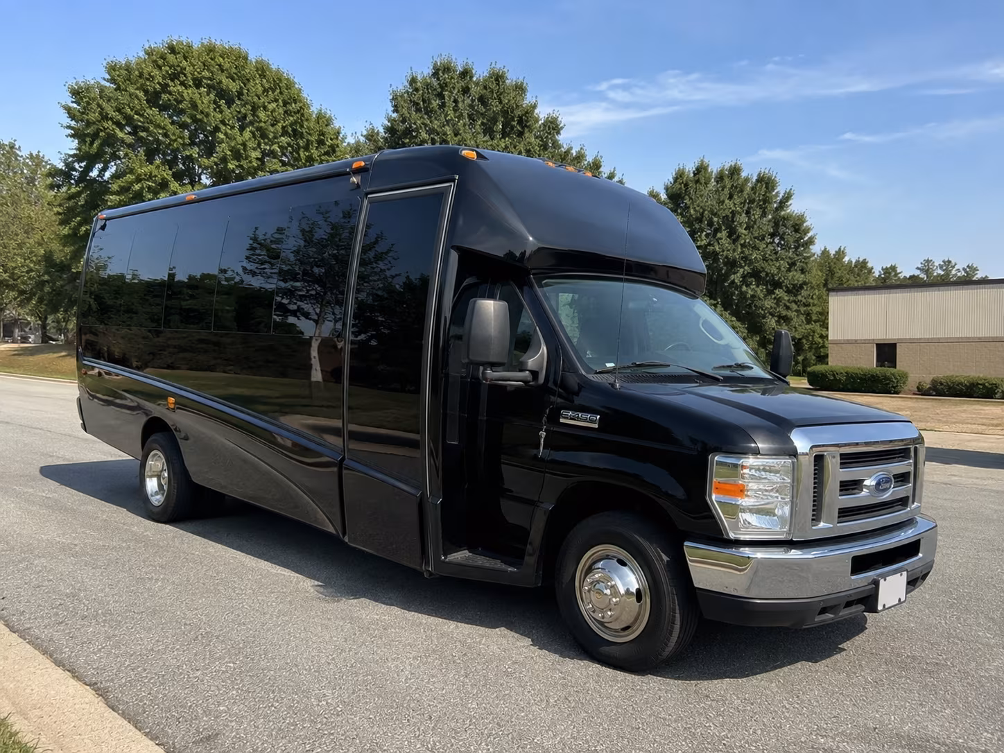 book a bus for your next wine tour 4