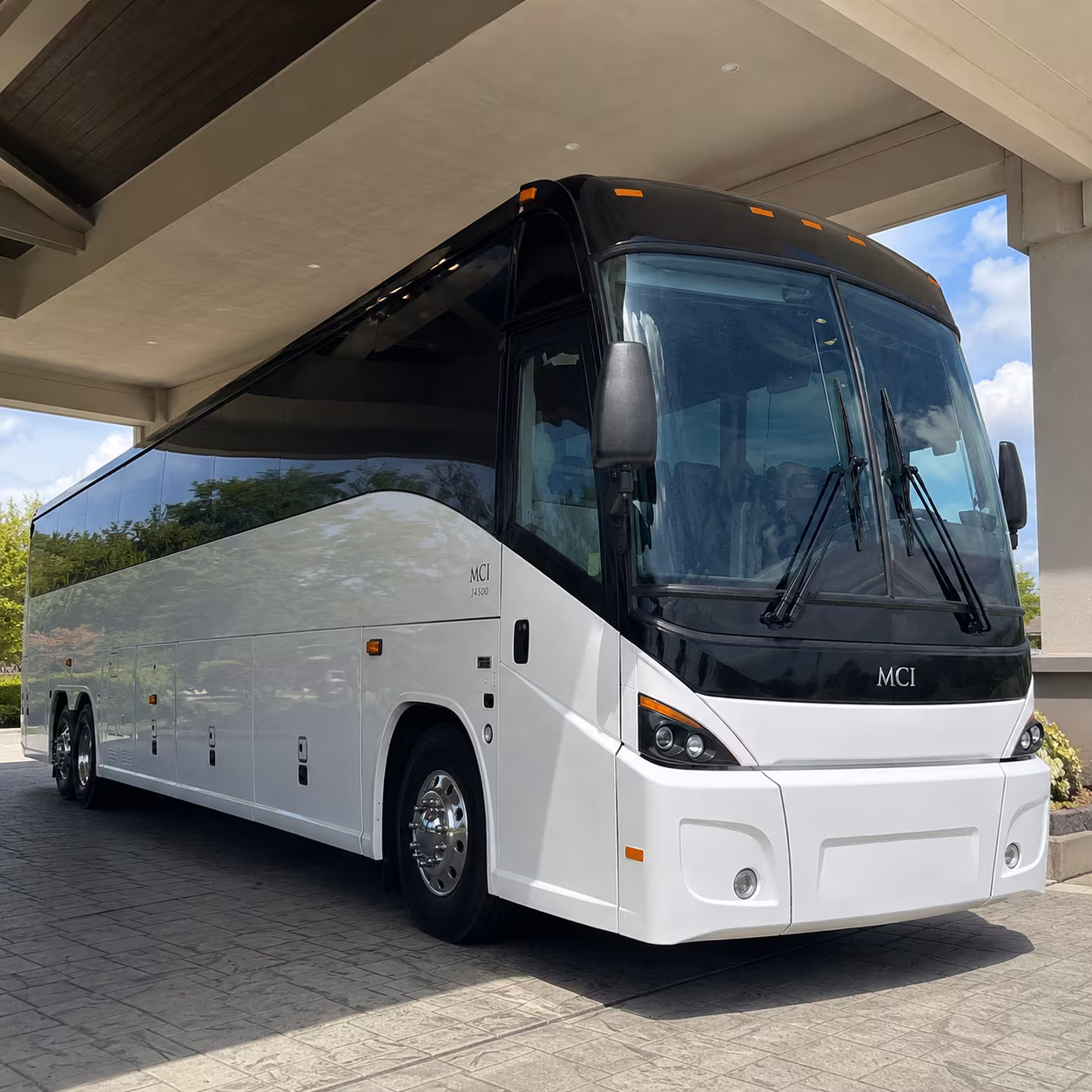 how one way transfers round trips and multi day bookings are priced in miami beach
