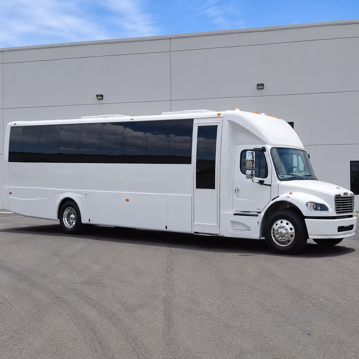 miami beach ocean drive south party bus rental