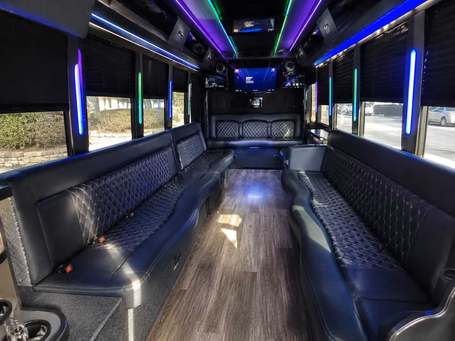 why rent using miamibeachminibuscompany com